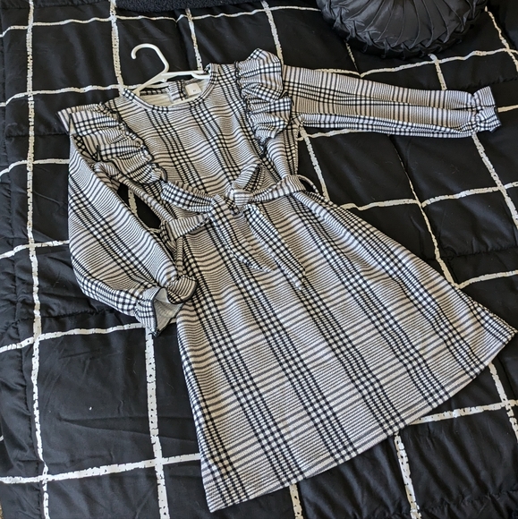 Kids Girls Plaid Dress - Picture 2 of 5
